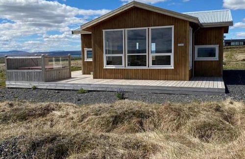 Reykholt Cabin | Blue View Cabin 6A with Hot Tub