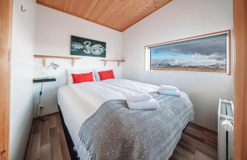 Reykholt House | Blue View Cabin 7B With private hot tub
