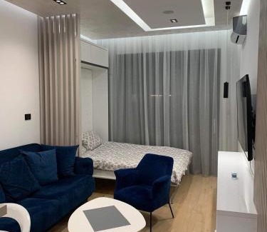 Zeljeznica Apartment | Blue View Luxury Apt in Soho City