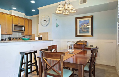 Red Fish Cove Condo | Blue Water View - Gorgeous Beachfront View - Brand New Elevator