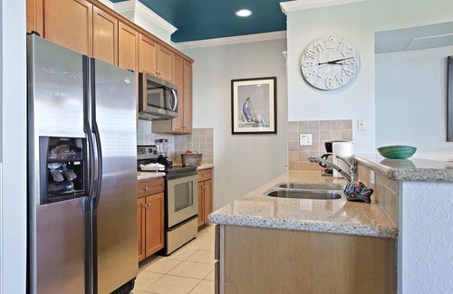 Red Fish Cove Condo | Blue Water View - Gorgeous Beachfront View - Brand New Elevator