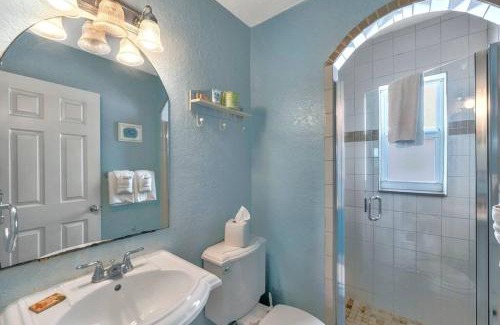 Clearwater Beach House | Blue Wave Suite 9
