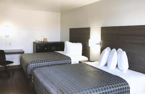 Arena District Hotel | Blue Way Inn By Jasper Near Frost Bank Center