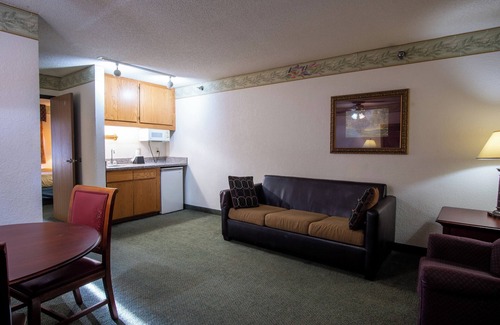 Eagan Hotel | Blue Way Inn & Suites Eagan