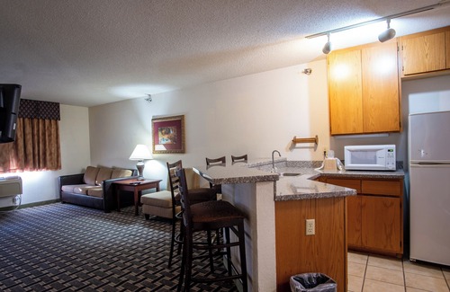 Eagan Hotel | Blue Way Inn & Suites Eagan