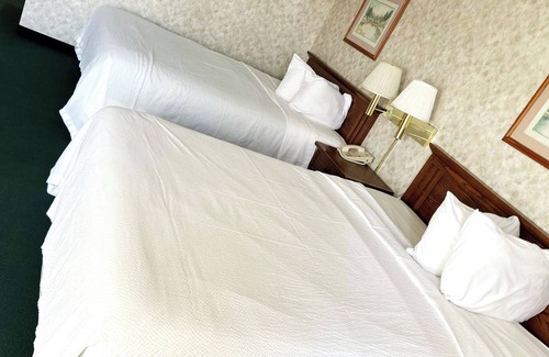 La Crosse Hotel | Blue Way Inn & Suites La Crosse