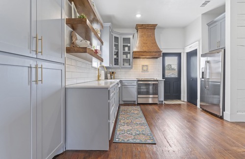 Waco House | Blue & White Designer Home and Southern Style, South Haven