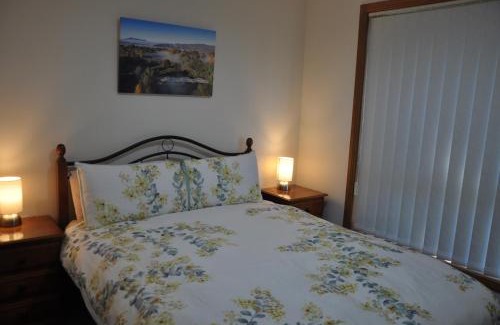 Tumut Apartment | Blue Wren Cottage