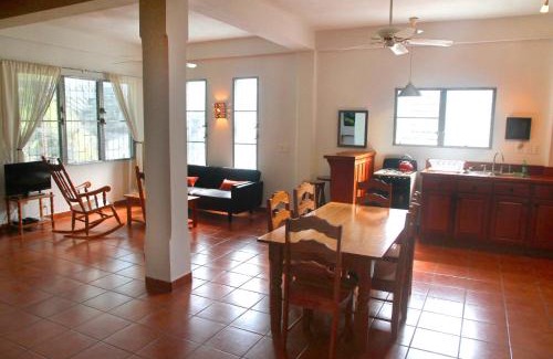 Forest Home Apartment | BlueBelize B&B