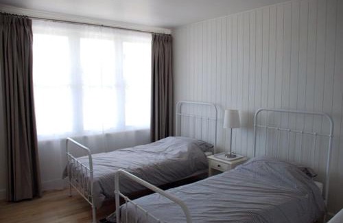 Green Point House | Bluebell