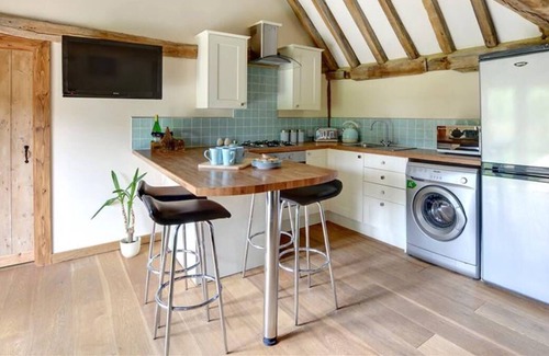 Cranbrook House | Bluebell Byre in the beautiful Cranbrook