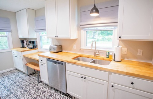 Lincoln House | Bluebell - Cozy 3BD Updated Home