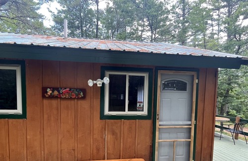 East Wakefield House | Blueberry Hill Drive - Cabin, one house back from lake w/ dock-lake access…