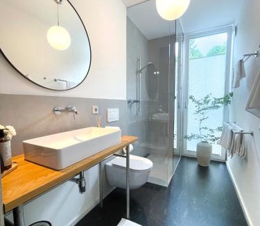 Tutzing Apartment | Blueberry Living - Design-Apartments am Starnberger See, Natur & Erholung, Privatparkplatz, nur 400 m zum See