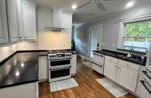 Chattanooga House | Bluebird Abode Stand Alone House 3 Bed 2 Full Bath with a Gym & Pet Friendly