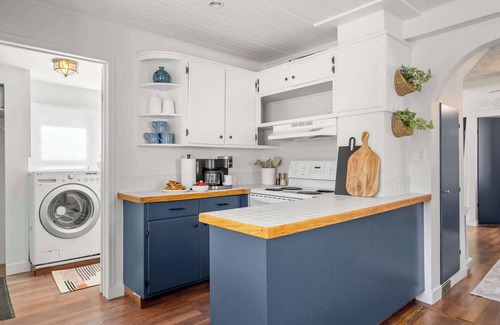 Drumheller House | Bluebird | Charming 3-Bedroom Home in Drumheller!
