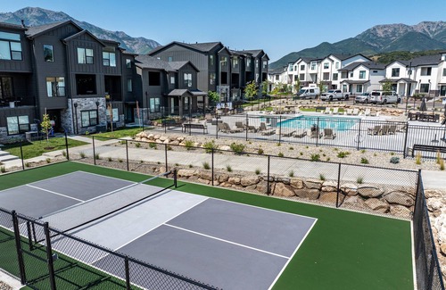Mountain Green House | Bluebird |Ro5057 | Pickleball | Hot Tub | Mtn View