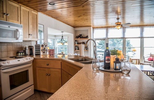 Tofte House | Bluefin Bay Premium Home 57 - Lake Superior - Tofte, MN
