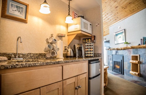 Tofte House | Bluefin Bay Premium Home 57 - Lake Superior - Tofte, MN