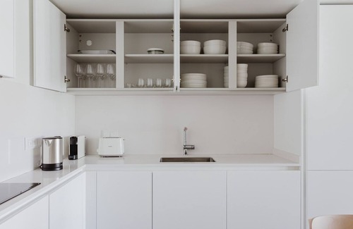 Alvalade Apartment | Blueground | Alvalade 2bd apartment