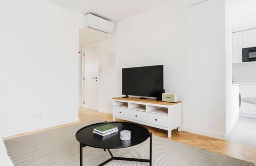 Benfica Apartment | Blueground | Benfica, furnished, a/c, washer