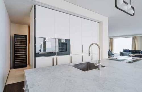 Escher Wyss Apartment | Blueground | Escher Wyss, parking, w/d, a/c