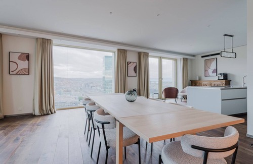 Escher Wyss Apartment | Blueground | Escher Wyss, parking, w/d, a/c