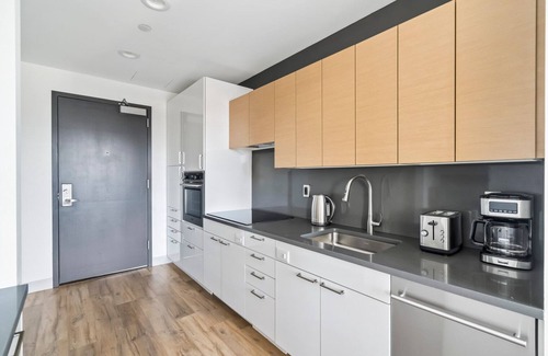 West Fens Apartment | Blueground | Fenway–Kenmore, rooftop, nr Fenway Park