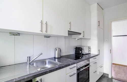 Hottingen Apartment | Blueground | Hottingen, view, nr Zurich Lake