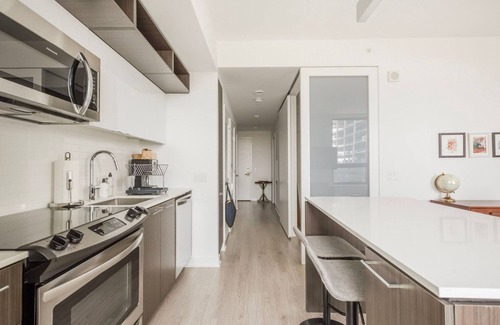 Reston Apartment | Blueground | Hunter Mill District, pool, nr Lake Anne