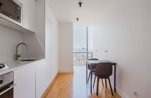 Penha de Franca Apartment | Blueground | Penha de França, city view, a/c