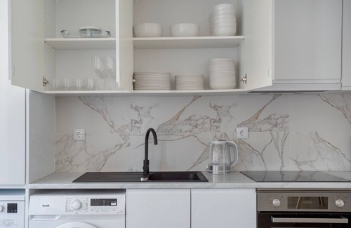 Santa Isabel Apartment | Blueground | Rato, fully equipped