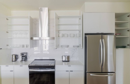 Round Rock Apartment | Blueground | Round Rock, pool, nr Chisholm Trail