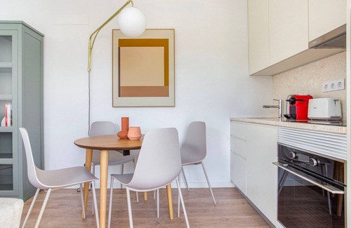 Sao Jose Apartment | Blueground | Santo António, furnished w/kitchen