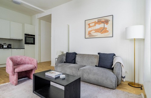 Seebach Apartment | Blueground | Seebach, balcony, nr Katzensee