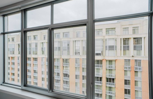 Woodmont Triangle Apartment | Blueground | Woodmont, pool & gym, nr Bethesda Row