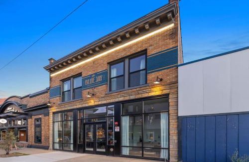 Grand Rapids Apartment | BlueJay Hotel