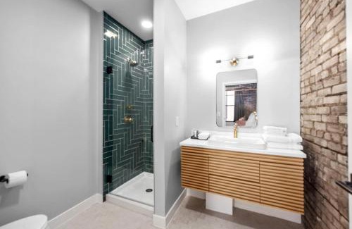 Grand Rapids Apartment | BlueJay Hotel