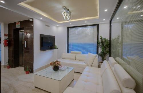 Sector 40 Hotel | BlueNeck Sec 40 Unitech Cyber Park Gurugram