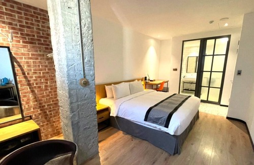 Central District Hotel | BlueSky Hotel
