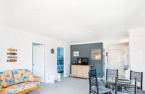 Blueys Beach House | Blueys Beach Villa Manyana 30