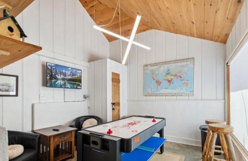 West Jefferson House | Bluff View Farm