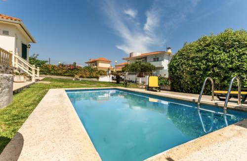 Lagoa de Albufeira Villa | BmyGuest - Lagoa Beach & Pool Villa