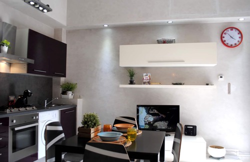 Paderno Dugnano Apartment | Bnbook - Green Zone Studio