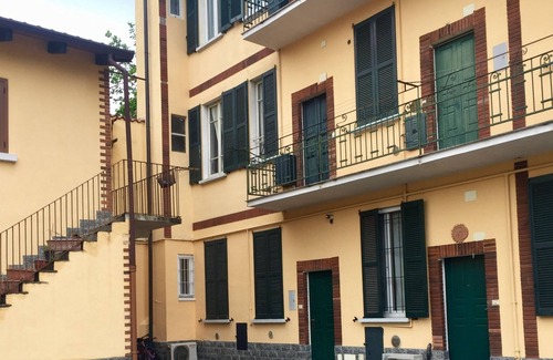 Paderno Dugnano Apartment | Bnbook - Green Zone Studio