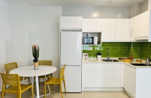 Fuengirola City Centre Apartment | BNBOOK MEDEA APARTMENTS 2