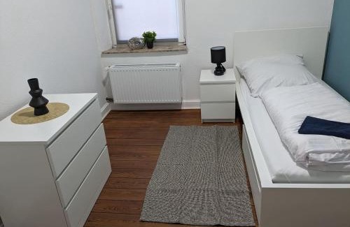 Heide Apartment | Boading Haus Altbauwohnung Werkswohnung Heide