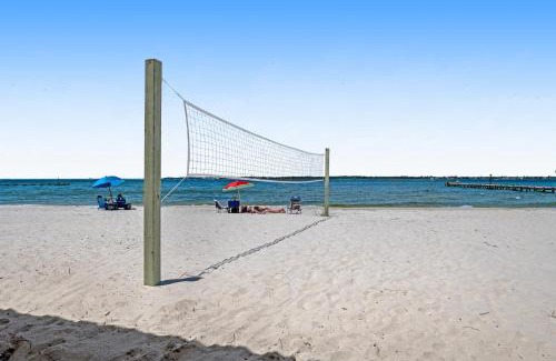 Pensacola Beach Apartment | Boardwalk B12
