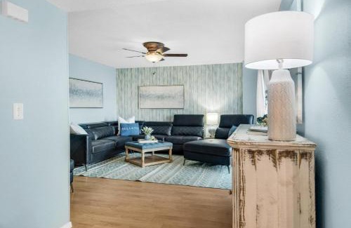 Pensacola Beach House | Boardwalk B2