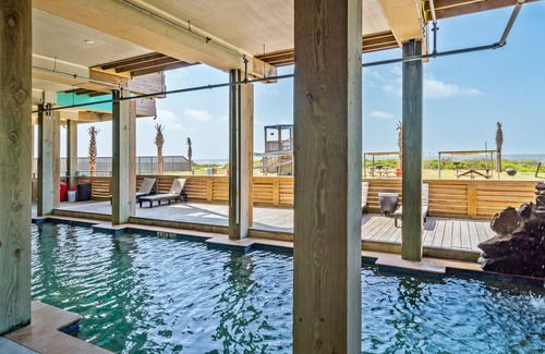 Port Bolivar Condo | Boardwalk